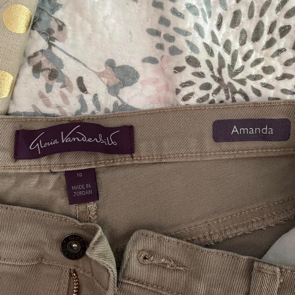 Gloria Vanderbilt Khaki Jeans